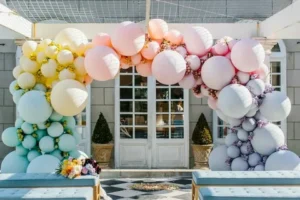 Balloon decoration services in Dubai